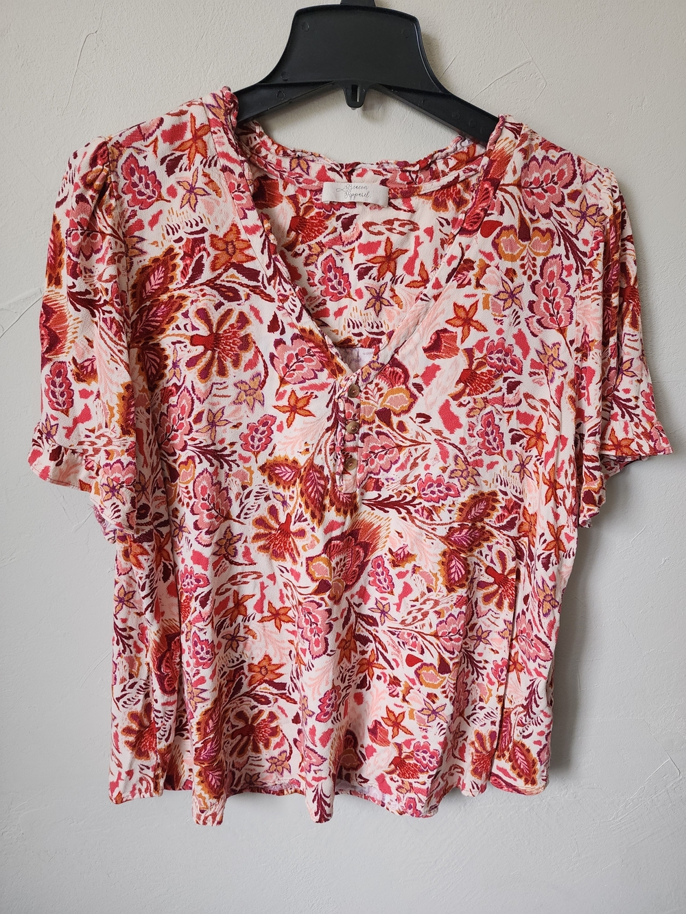 Beacon Apparel Short Sleeve Floral Top Size XXL